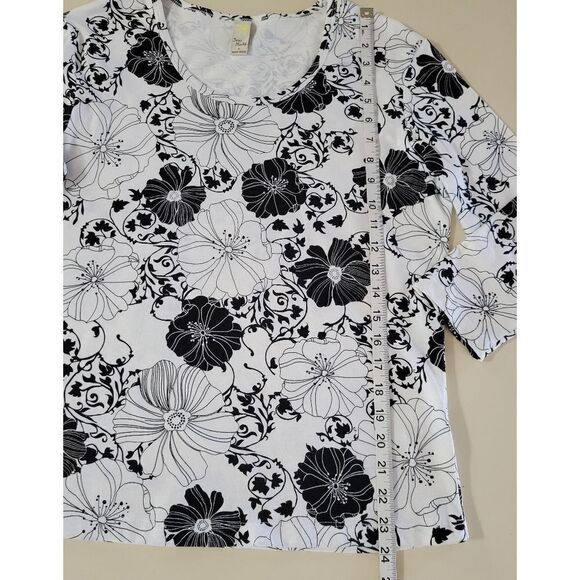 Sun Moda Two-Piece Women's Floral Outfit - Picture 6 of 15